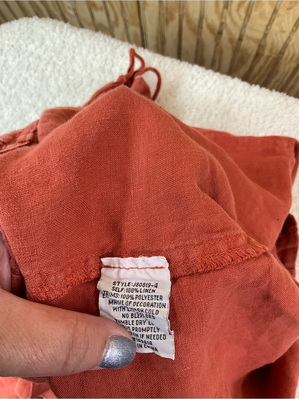 Johnny Was Coral Embroidered Linen-Blend Drawstring Shorts - Picture 7 of 7